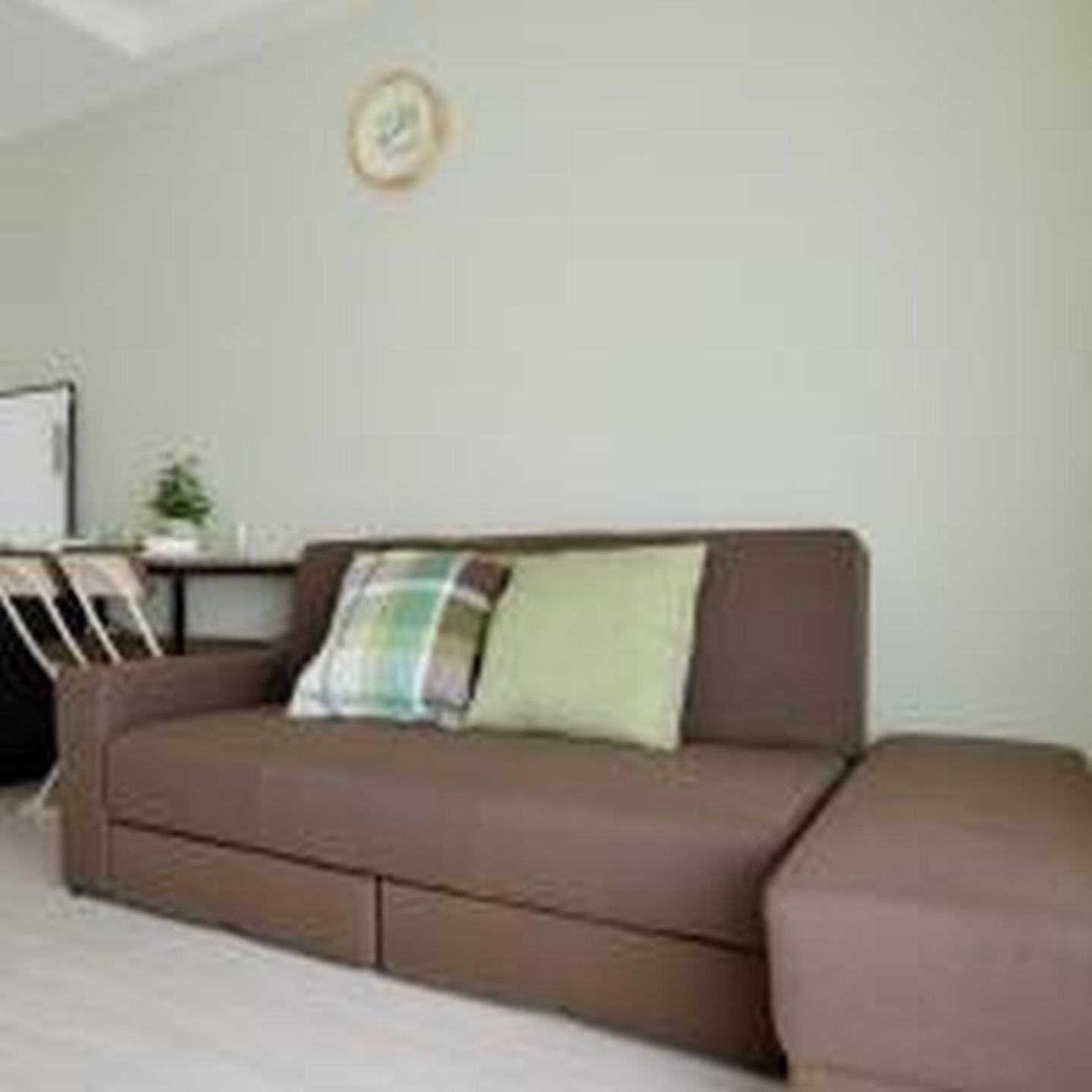 コンフィデンスロン502 Apartemen